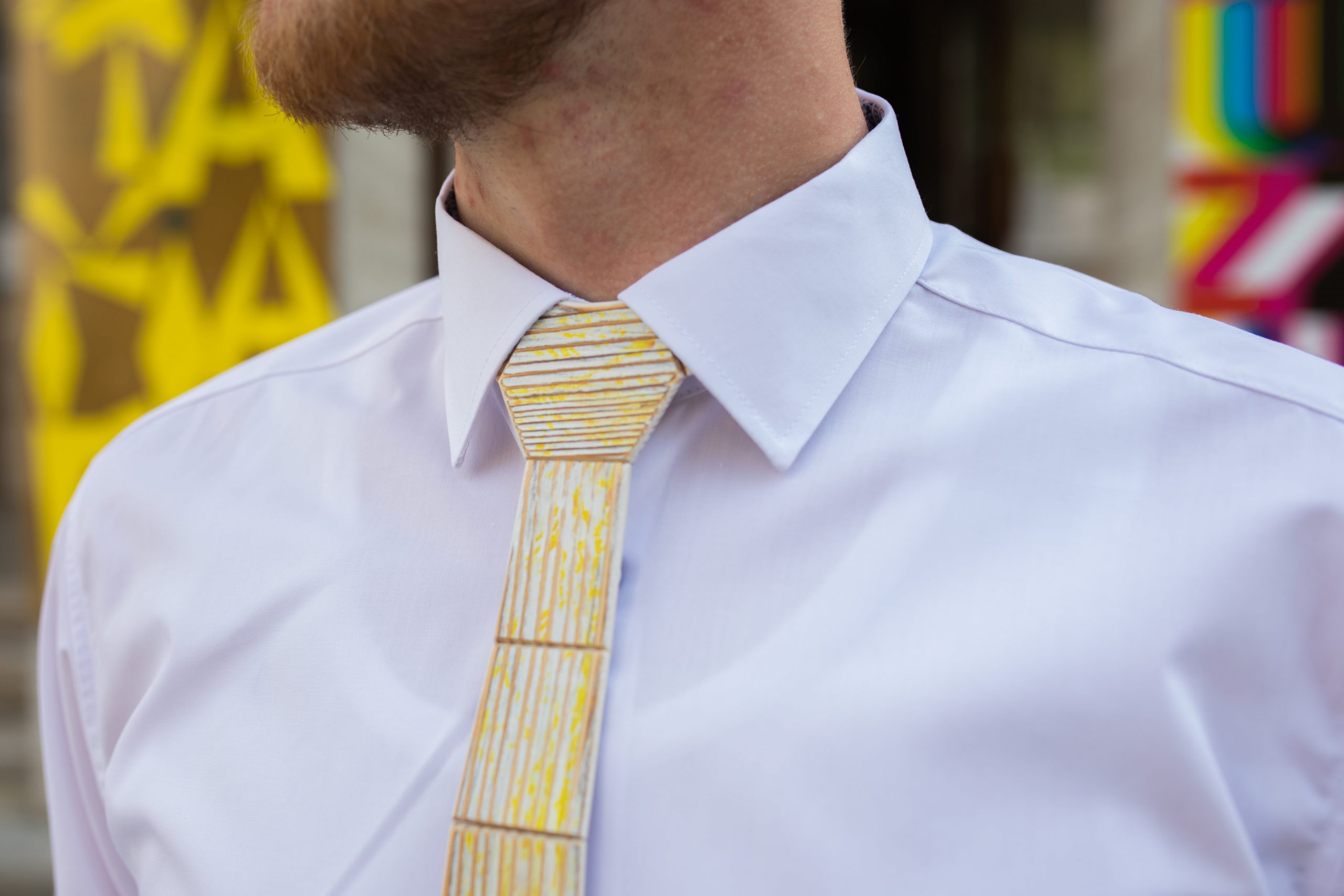Drevená pánska kravata Retro žltá "MARKstyle"