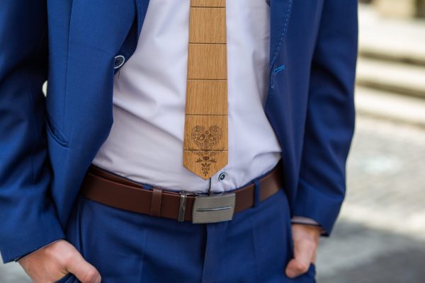Drevená pánska kravata Gravírovaná - Ľudový vzor "MARKstyle"